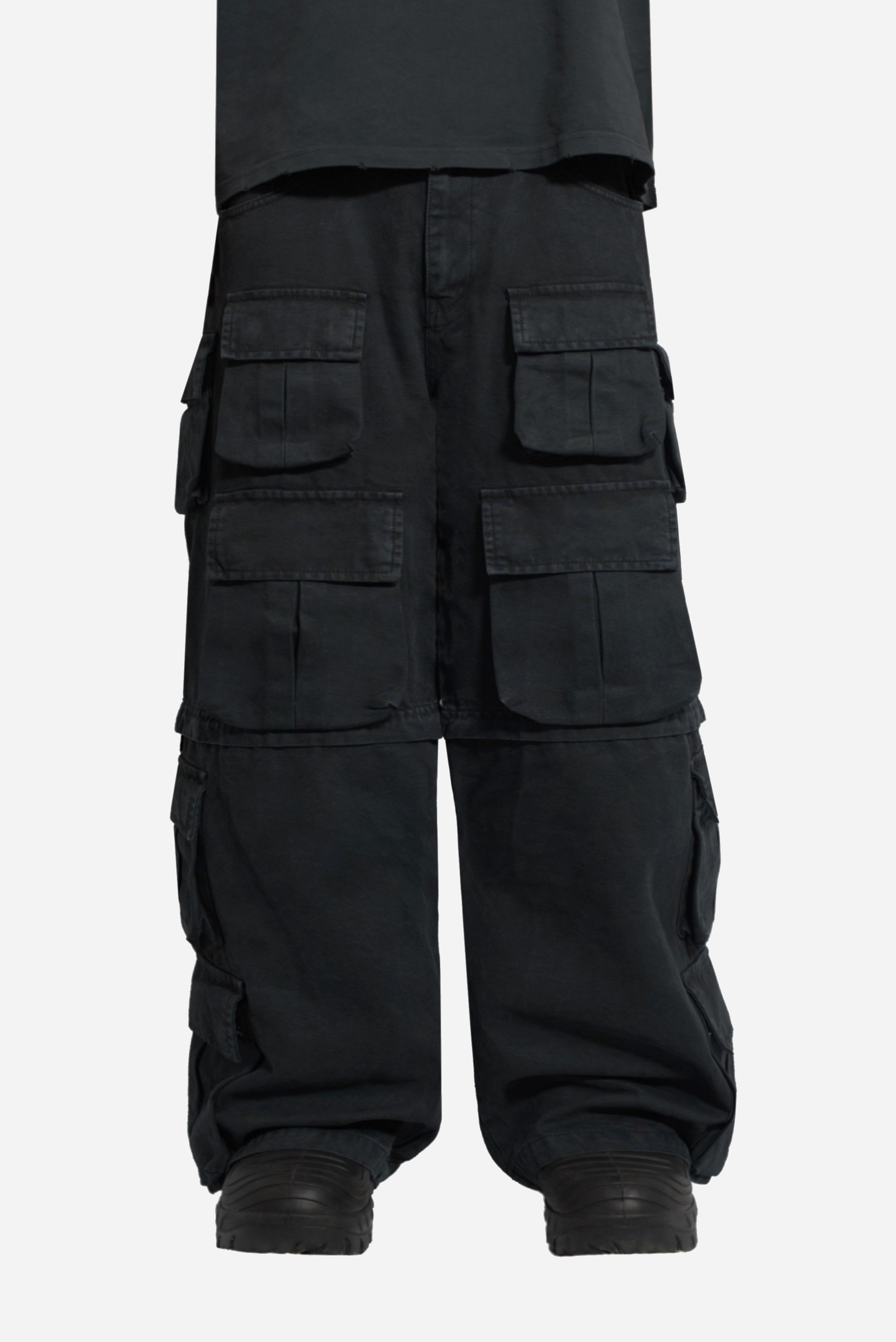 12-pocket Cargo washed black